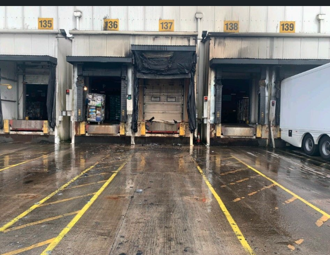 distribution-centre-sprinkler-activation-widness-bf0ffa6cca7b-01