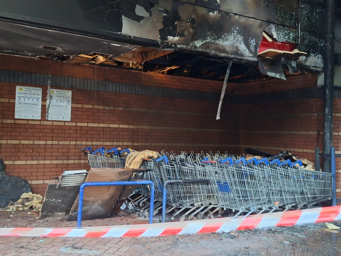 port-talbot-retail-store-sprinkler-activation-99d34f9654e8-featured
