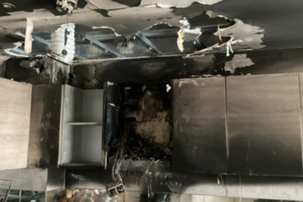 sprinkler-system-contains-hot-cooking-fire-in-london-residential-tall-building-18dc08500298-featured
